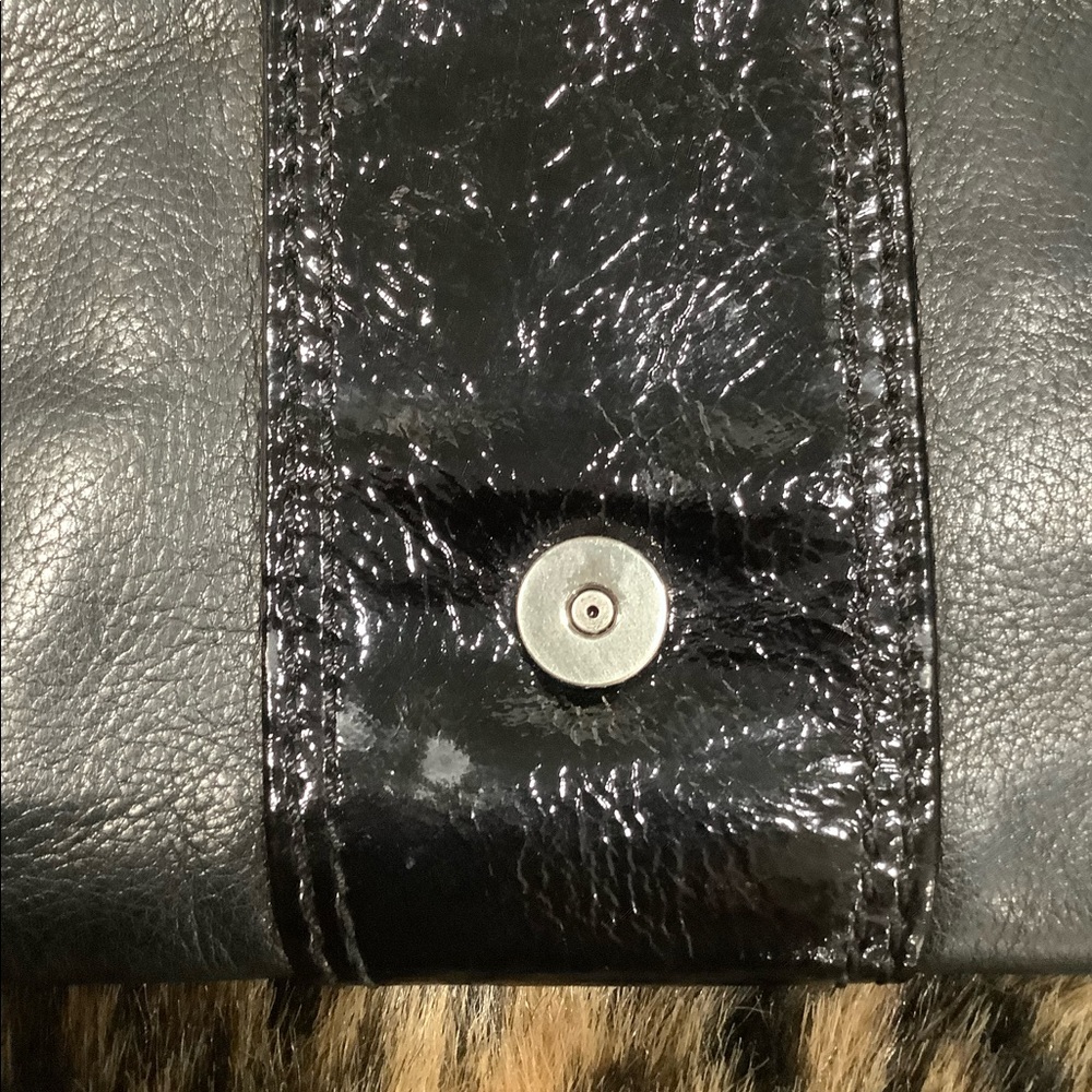 FOSSIL VINTAGE LEATHER CLUTCH - Picture 6 of 11